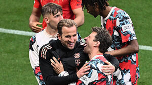 Long time coming – Harry Kane savours first trophy as Bayern Munich celebrate Long time coming – Harry Kane savours first trophy as Bayern Munich celebrate