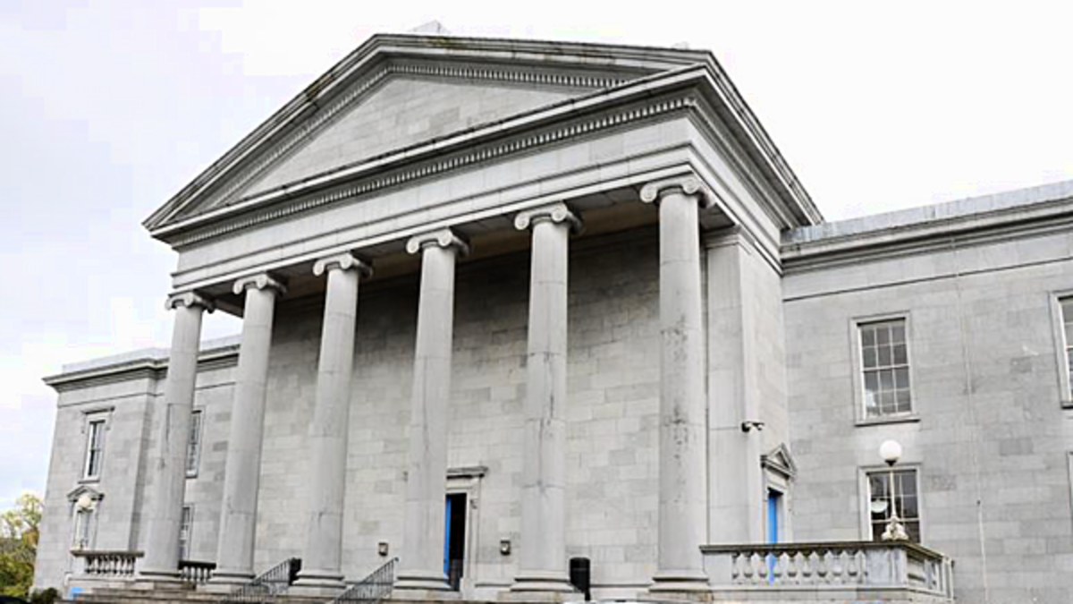 Father lost control when headbutting GAA coach at U10s training session