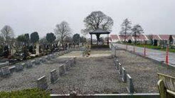New footpaths needed in Portlaoise cemetery