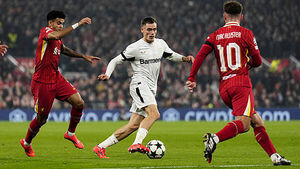 Liverpool make approach for Bayer Leverkusen forward Florian Wirtz