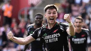Kieran Tierney gives Arsenal final-day victory