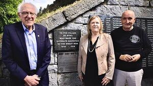 Bernie and Jane Sanders attend plaque unveiling in Co Kildare Bernie and Jane Sanders attend plaque unveiling in Co Kildare