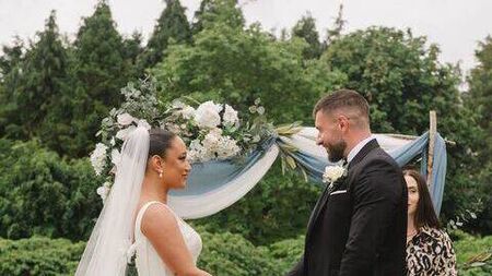 Former Rose of Tralee ties the knot at a beautiful ceremony at Castle Durrow