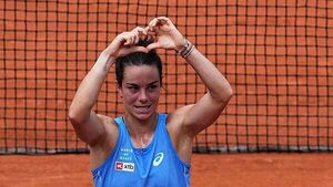 French wildcard Lois Boisson shocks third seed Jessica Pegula at French Open French wildcard Lois Boisson shocks third seed Jessica Pegula at French Open