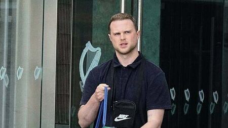 Insurance man set off smoke alarm on flight to Dublin