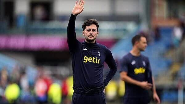 Ryan Mason set for first permanent managerial role after agreeing West Brom move