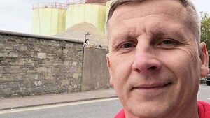 People suspected of involvement in Dundalk murder left the jurisdiction, inquest hears People suspected of involvement in Dundalk murder left the jurisdiction, inquest hears
