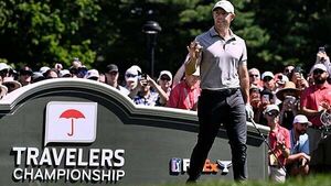 Rory McIlroy two shots off early clubhouse leader at Travelers Championship