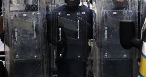 Man claims gardaí in riot gear beat him and broke his shoulder