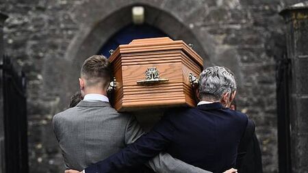 Family of Slane Castle's Henry Mount Charles say to ‘party on in his memory’