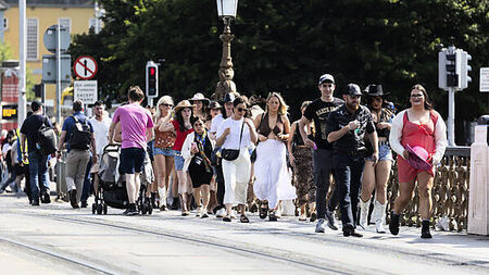 TD calls for improved public transport for music fans during concert season