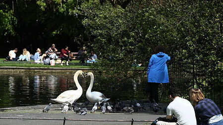 Weekend weather to be warm with next week bringing mixed conditions