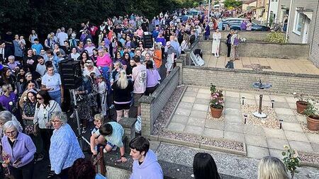 Hundreds attend vigil in memory of Sarah Montgomery