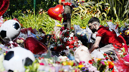 Liverpool players ‘heartbroken’ after death of teammate Diogo Jota in car crash