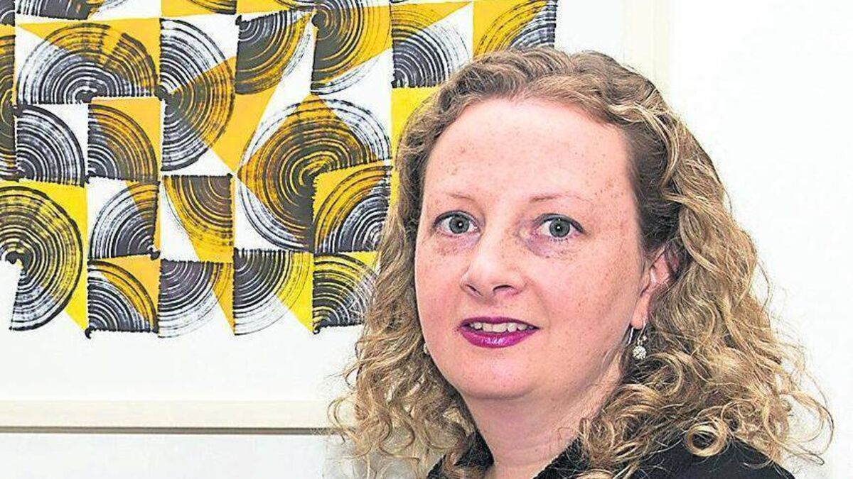 Dunamaise director to leave top role