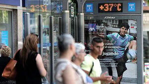 Scorching temperatures in Europe not deterring Irish tourists from travelling - travel agents