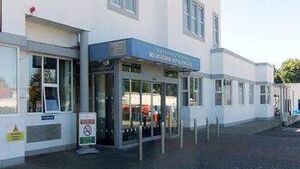 Private clinics operating out of Portlaoise hospital Private clinics operating out of Portlaoise hospital