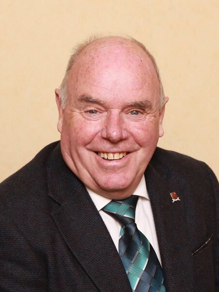 Cllr John Joe Fennelly asked that the counci's engineer meet on site and come up with a resolution tothe issue 