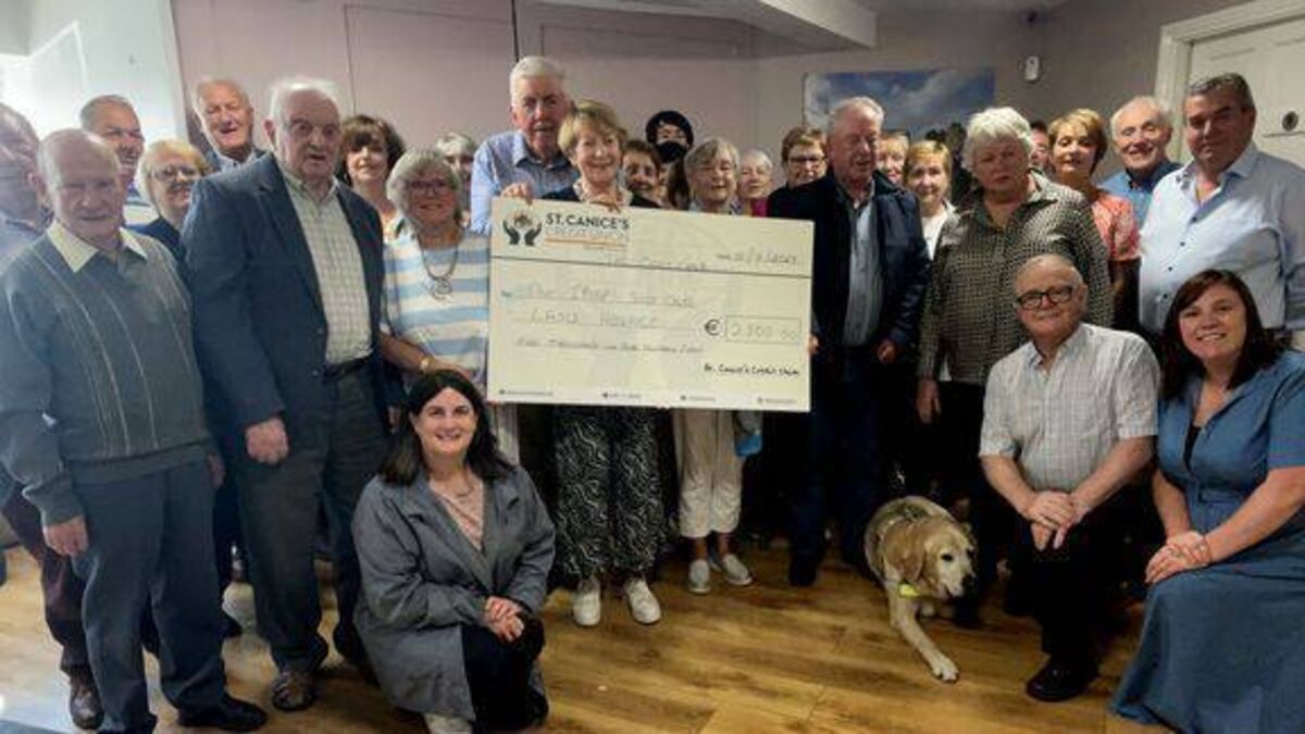 Choir celebrating its 10th anniversary raise funds for two Laois charities