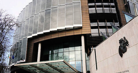 Man (37) repeatedly stabbed ex-partner after putting tracking device on her car, court hears