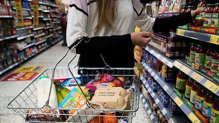 Food prices rise by 4.6% in the last 12 months