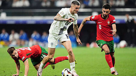 Leipzig’s Benjamin Sesko understood to favour Man Utd switch ahead of Newcastle