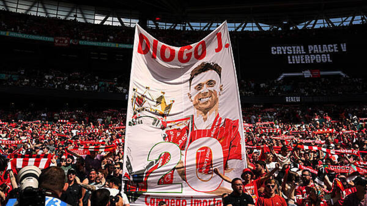 Arne Slot feels no ‘bad intention’ in Palace fan noise during Diogo Jota tribute