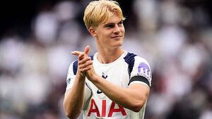 Lucas Bergvall excited about Tottenham’s ‘really good squad’ after winning start Lucas Bergvall excited about Tottenham’s ‘really good squad’ after winning start