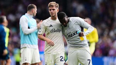 Callum Hudson-Odoi earns Nottingham Forest point at Crystal Palace