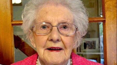 Death notice in Laois: Mary (Millie) Murphy (née O'Connor) - Ballybrittas