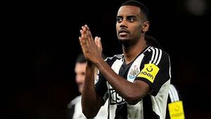 Wantaway Newcastle striker Alexander Isak included in latest Sweden squad Wantaway Newcastle striker Alexander Isak included in latest Sweden squad