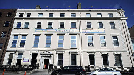 Six Palestinian nurses conclude intensive surgery training in Ireland