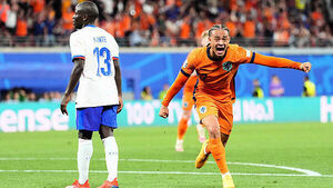 Tottenham sign Netherlands international midfielder Xavi Simons from RB Leipzig Tottenham sign Netherlands international midfielder Xavi Simons from RB Leipzig