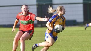 Kearney bags four as Sarsfields storm to victory