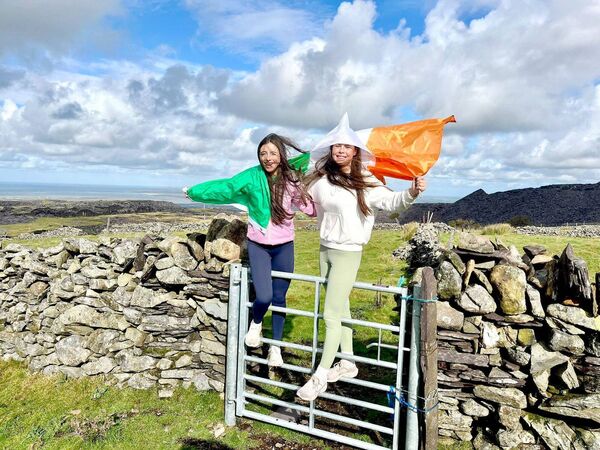 Katlyn Reddin and Della Mcloughlin supporting the team Katlyn Reddin and Della Mcloughlin supporting the team