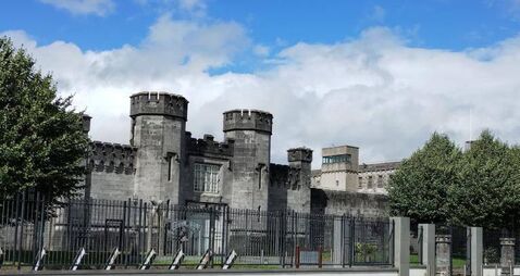 Duo accused of attempting to assist Portlaoise prison break