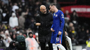 Chelsea boss Enzo Maresca hopes Cole Palmer avoids surgery on groin injury Chelsea boss Enzo Maresca hopes Cole Palmer avoids surgery on groin injury