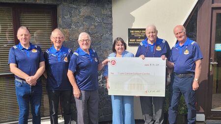 Army veterans make generous donation to Laois cancer support centre 