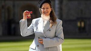 Samantha Morton says ‘care system not fit for purpose’