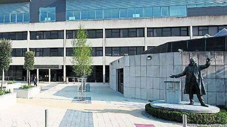 Laois councillors call for withdrawal of planning exemptions for IPAS centres