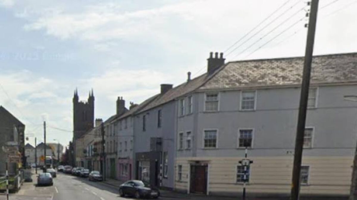 Crossed wires over ugly Laois cables