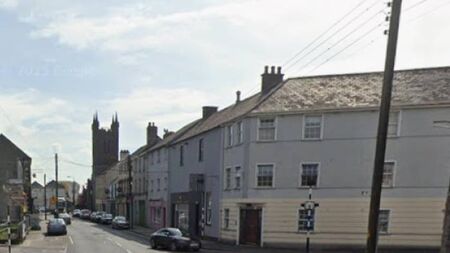 Crossed wires over ugly Laois cables