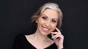 Man (20s) arrested after high-speed chase on M4 with firearm