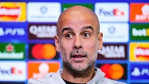 Arne Slot salutes Mohamed Salah after scoring 250th Liverpool goal Arne Slot salutes Mohamed Salah after scoring 250th Liverpool goal