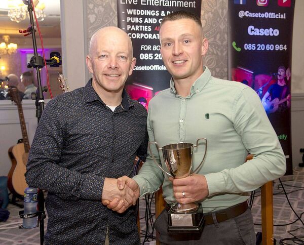 Willy Fitzpatrick presenting the Trilogy Duathlon Award to Gary Condell Willy Fitzpatrick presenting the Trilogy Duathlon Award to Gary Condell