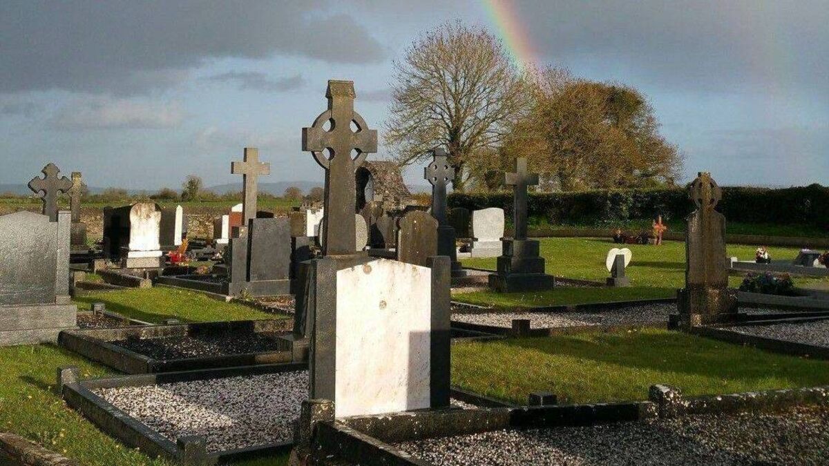 Funding plea for expansion of ‘maxed out’ Laois graveyard