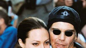 Billy Bob Thornton says he and Angelina Jolie never wore blood vial necklaces