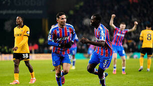 Arsenal boss Mikel Arteta says he did not speak to FA about England job Arsenal boss Mikel Arteta says he did not speak to FA about England job