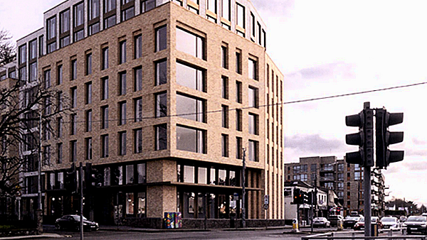 Planning for student accommodation quashed due to developer's failure to erect fresh planning notice