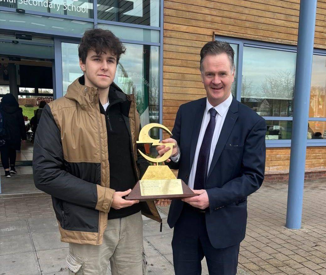 Laois student wins Top Award in the Country for Engineering project - News - Laois Nationalist